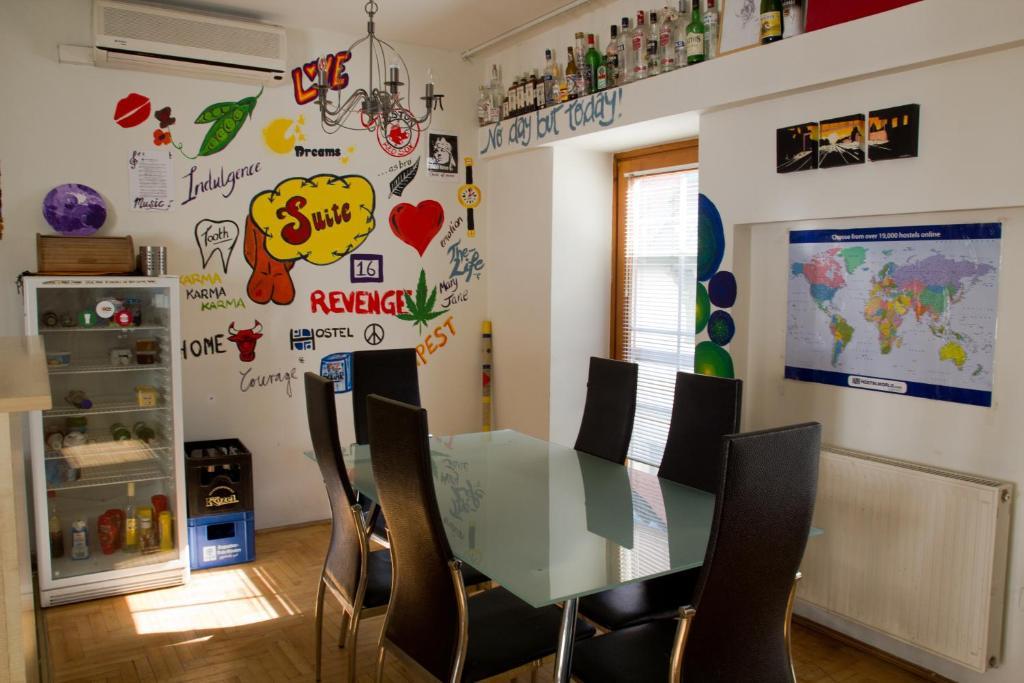 Colors Guest House Budapest Budapeste Quarto foto